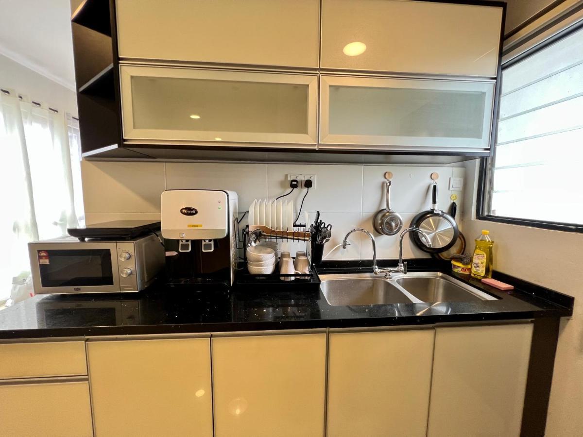 Riverview 8Pax 2Br In Kbtown Ps4, Netflix A-1-12 Kota Bharu Eksteriør bilde